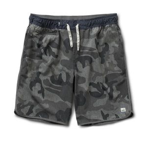 Men’s Vuori Banks Shorts, Large